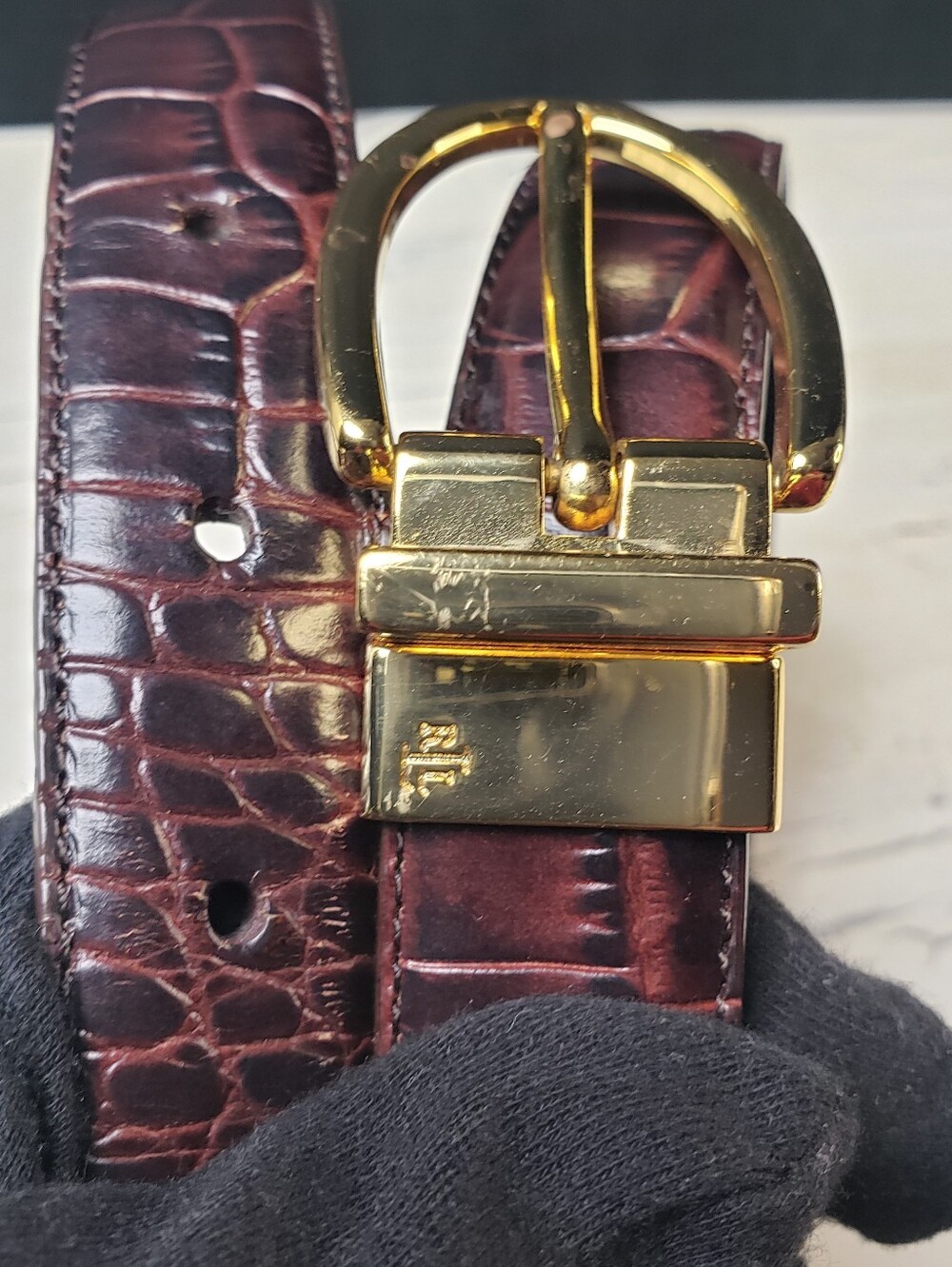 Ralph Lauren Reversible Croc Embossed/ Dark Navy Blue Belt in Women's size 33 - Picture 8 of 11